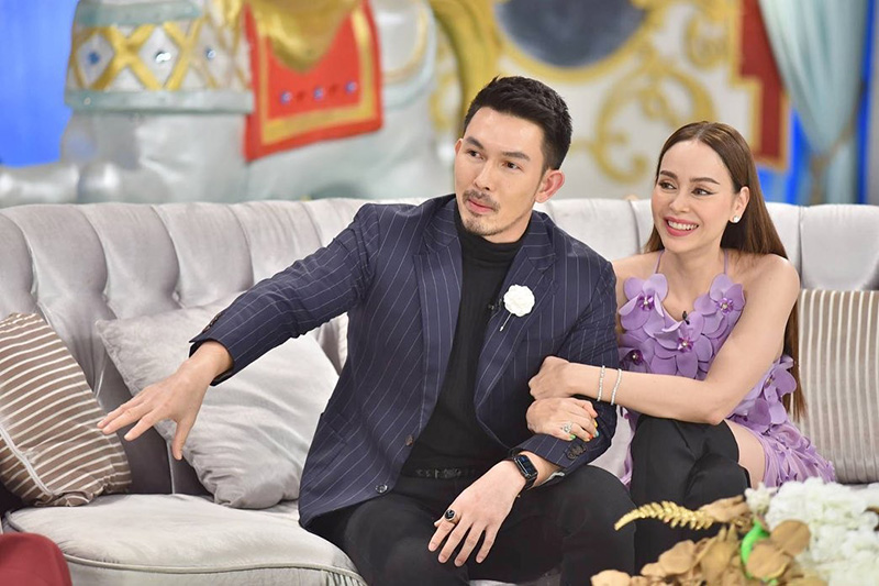  อั้ม อธิชาติ - นัท มีเรีย