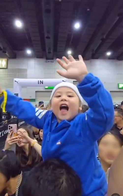 ชมพู่ ลงแข่ง HYROX