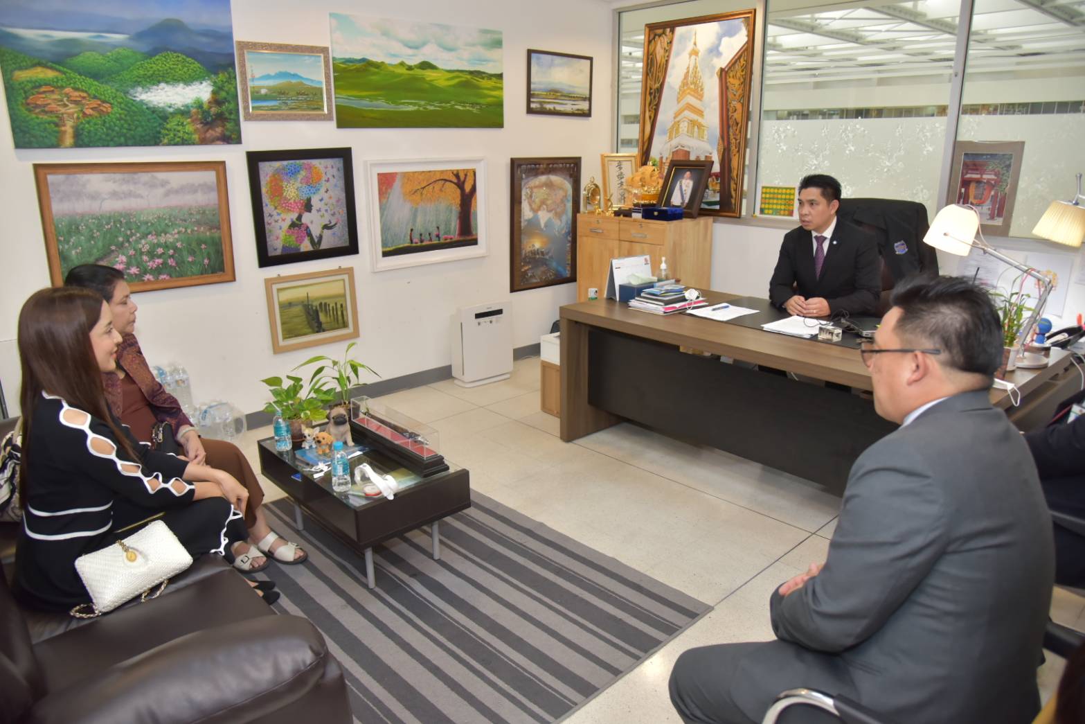 พิ้งค์กี้ สาวิกา