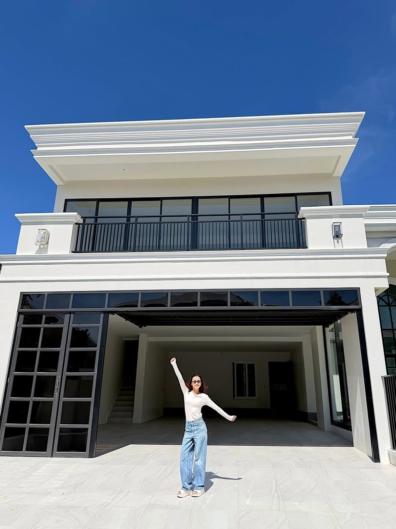 ชิน ลิลลี่