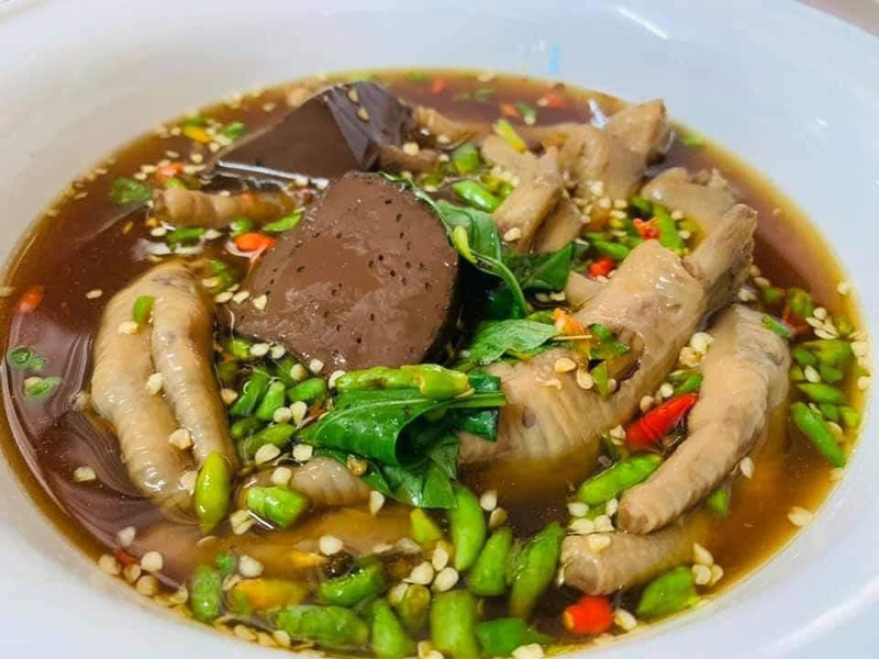 ร้านเล้งแซ่บ