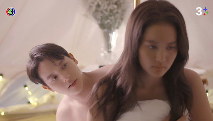 โลกหมุนรอบเธอ ตอนล่าสุด