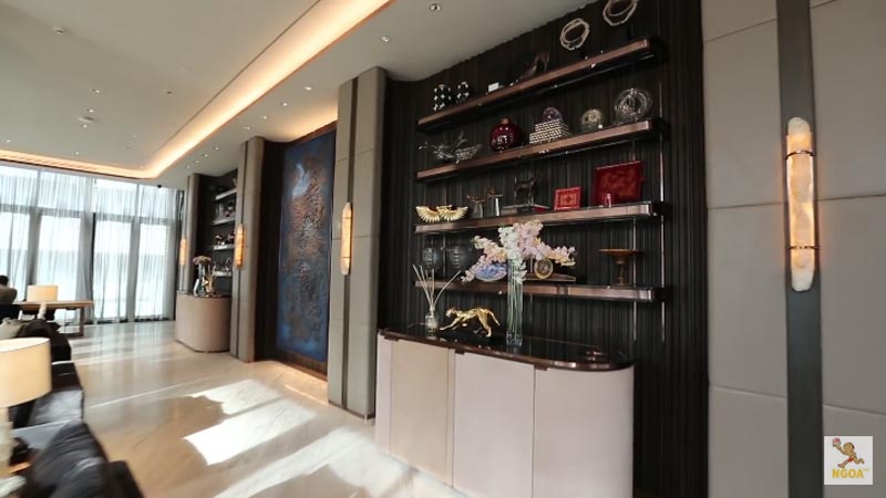 เนย โชติกา คอนโด