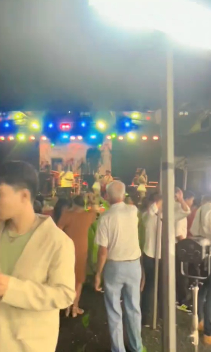 จัดงานแต่ง