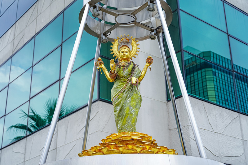 พระแม่ลักษมี ตึกเกษร พลาซ่า กรุงเทพฯ