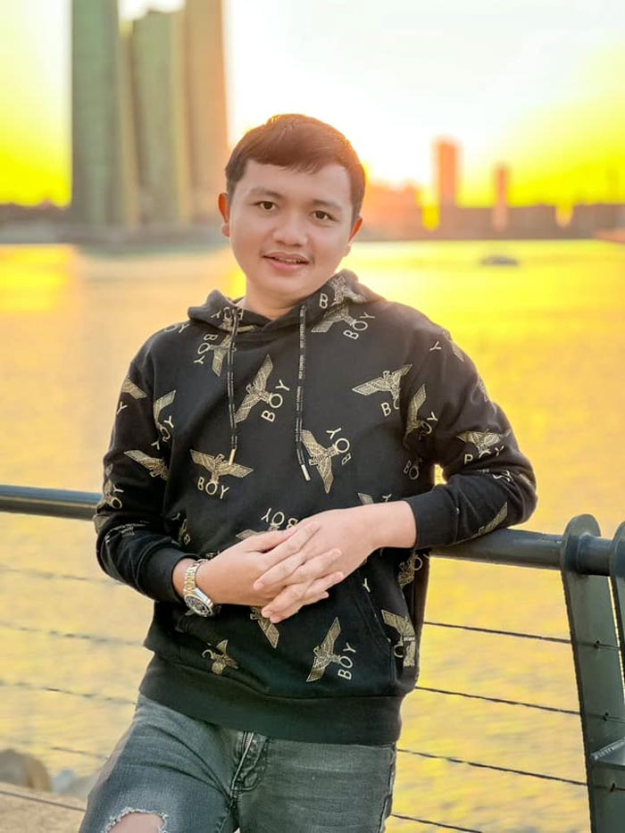 ครูไพบูลย์ แสงเดือน