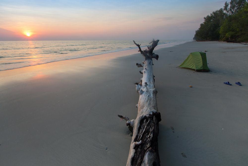 หาดบานชื่น