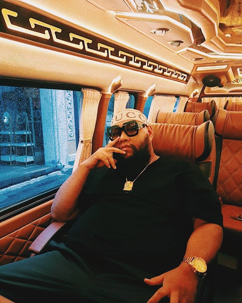 กอล์ฟ ฟักกลิ้ง ฮีโร่