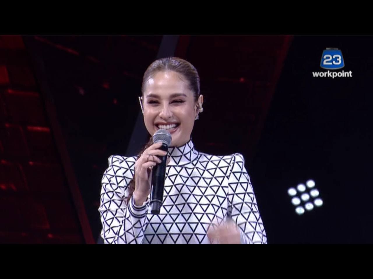  รายการ The Wall Song ร้องข้ามกำแพง