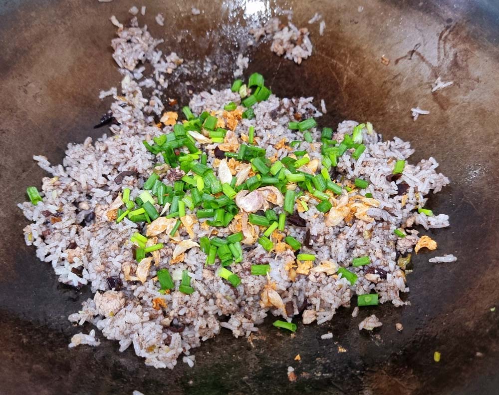 ข้าวผัดหนำเลี้ยบ