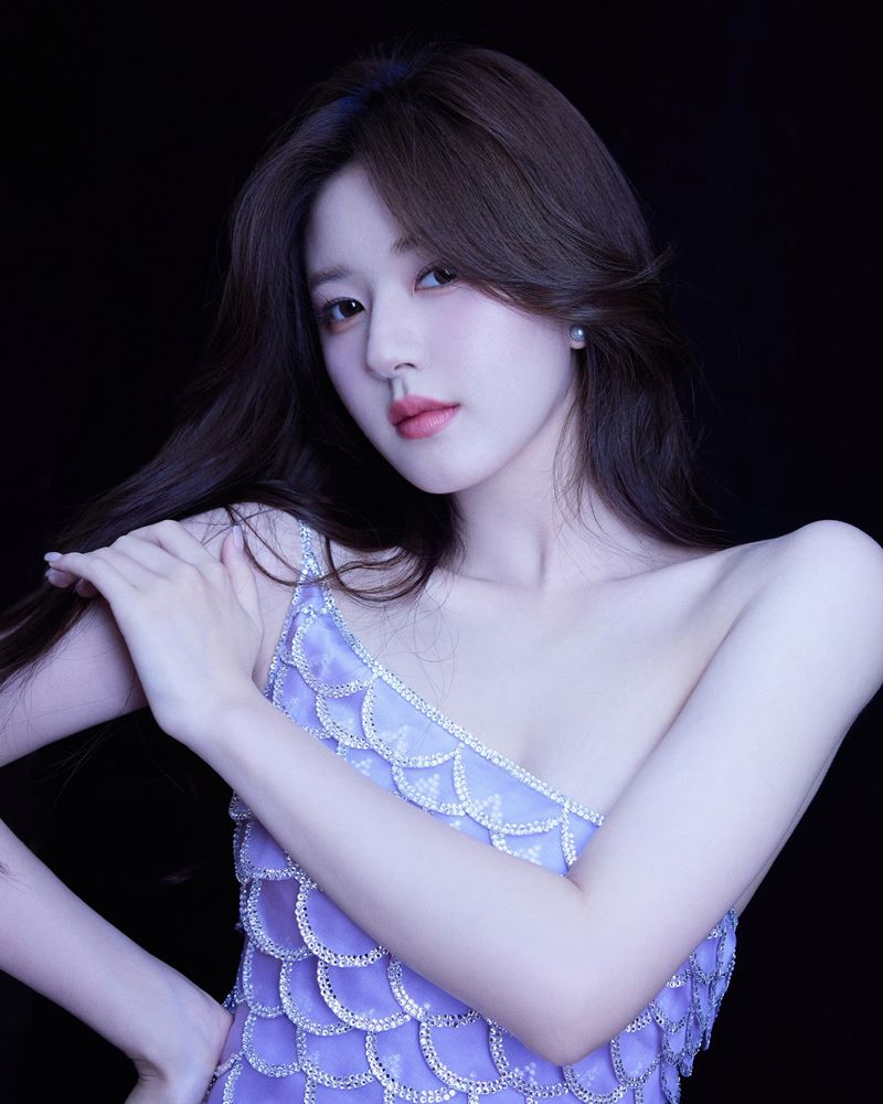 จ้าวลู่ซือ