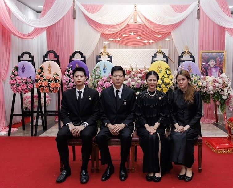 แซม ยุรนันท์