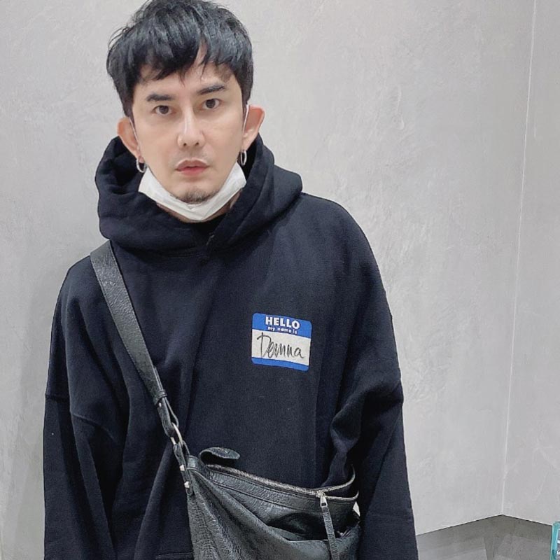 พชร์ อานนท์