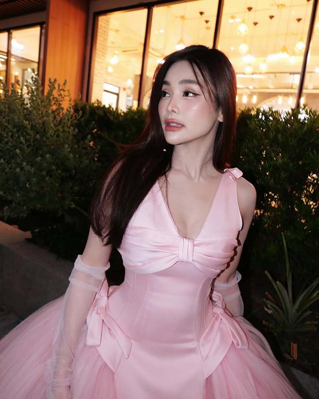 อิงฟ้า วราหะ กับแฟชั่นสุดน่ารัก ลุคเจ้าหญิง