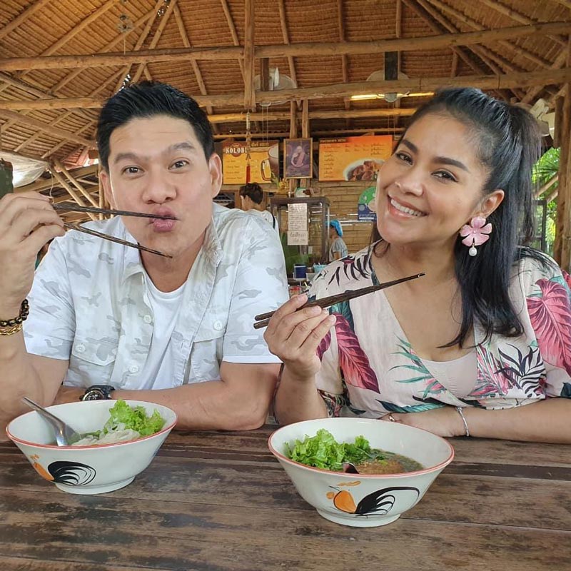 นุ้ย ตั๊ก