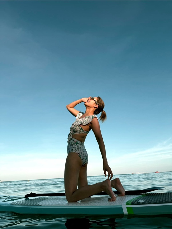 นิว นภัสสร โพสต์ท่าแซ่บที่ทะเลสมุย