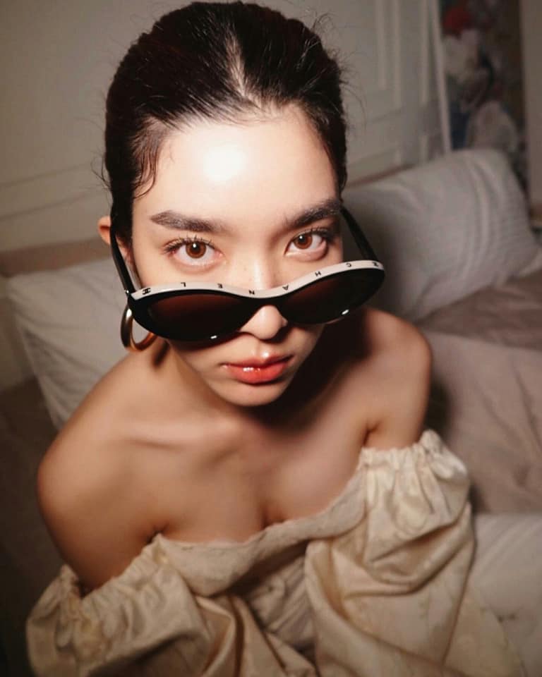 โม มนชนก