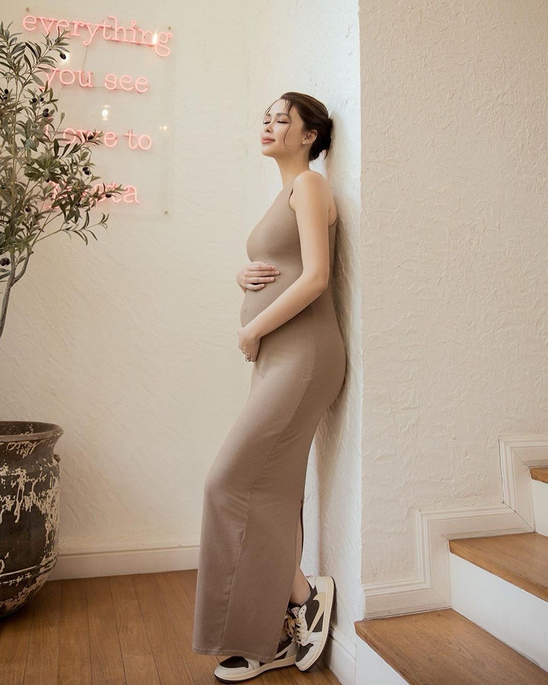 เปิดภาพ แพทริเซีย อุ้มท้อง 6 เดือน