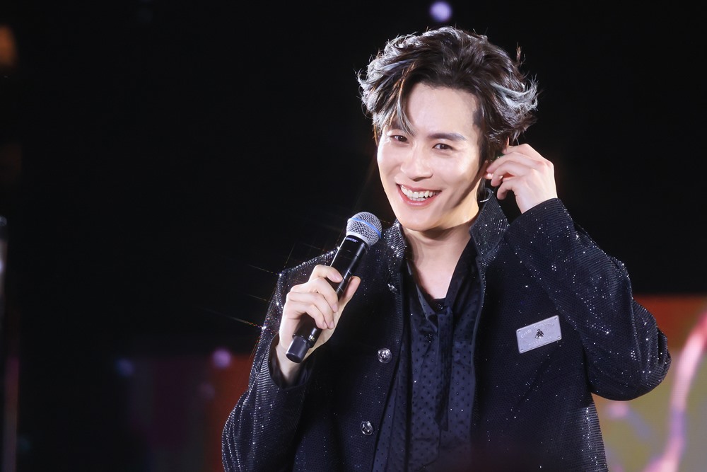 WeiZheMing เคานต์ดาวน์ ไอคอนสยาม