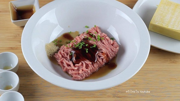 วิธีห่อขนมจีบ