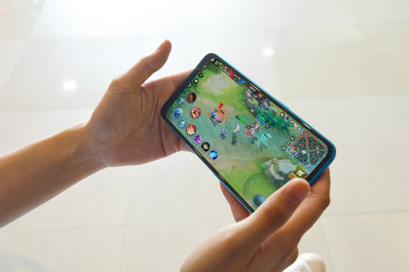 OPPO A12