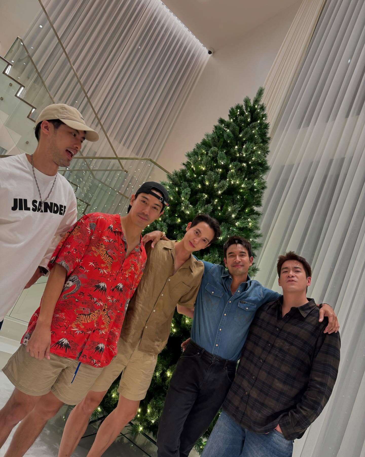 เกรท วรินทร, บอย ปกรณ์ , เจมส์ จิรายุ , อาเล็ก ธีรเดช