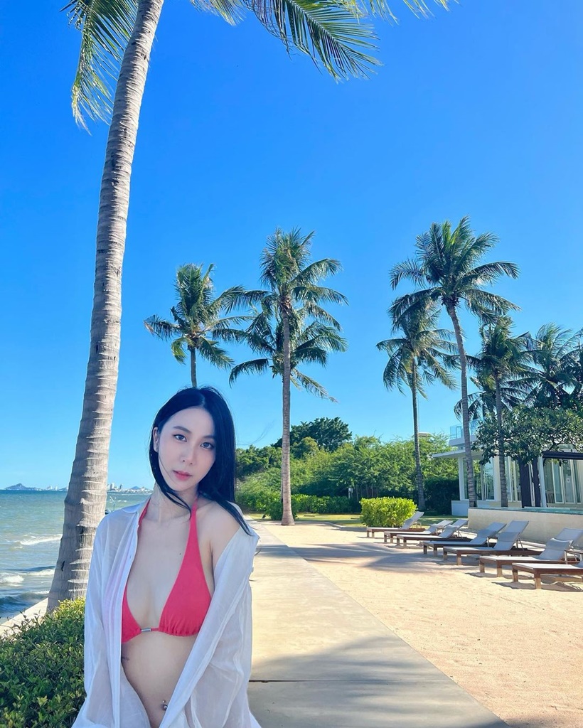 วีวี่ สรัณณัฏฐ์