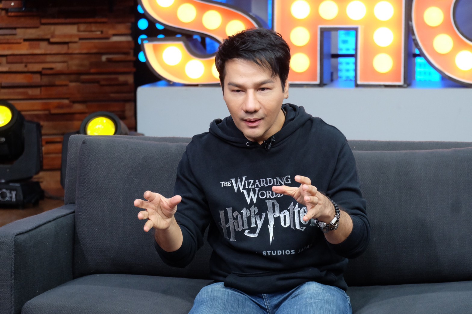 กอล์ฟ เบญจพล