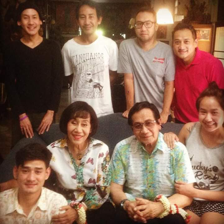อุ้ม พรรษวุฒิ เมทะนี ประวัติทายาทนักแสดงดัง อดีตนักร้องและนักแสดงผู้ล่วงลับ