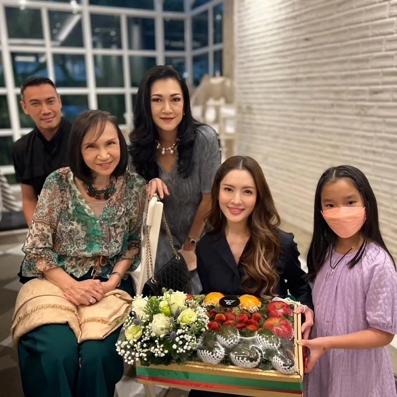 แอฟ ทักษอร