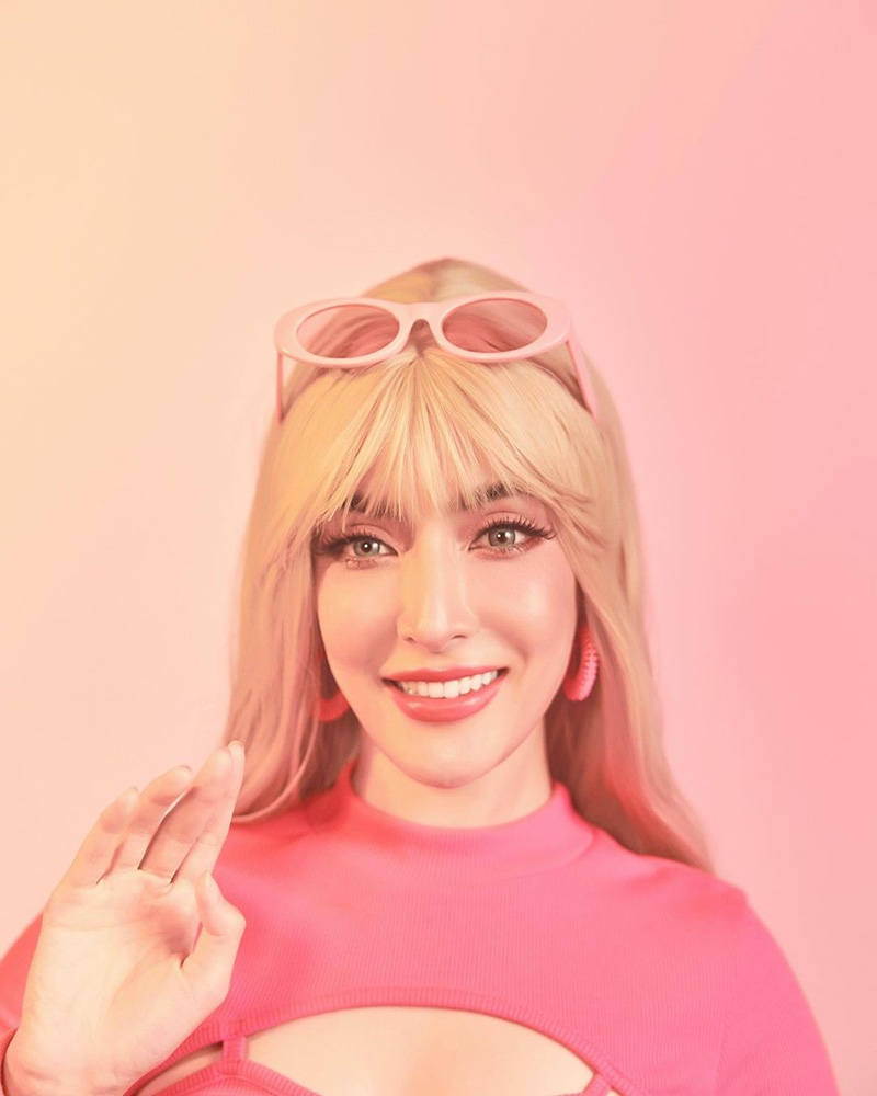 พิ้งค์กี้ สาวิกา