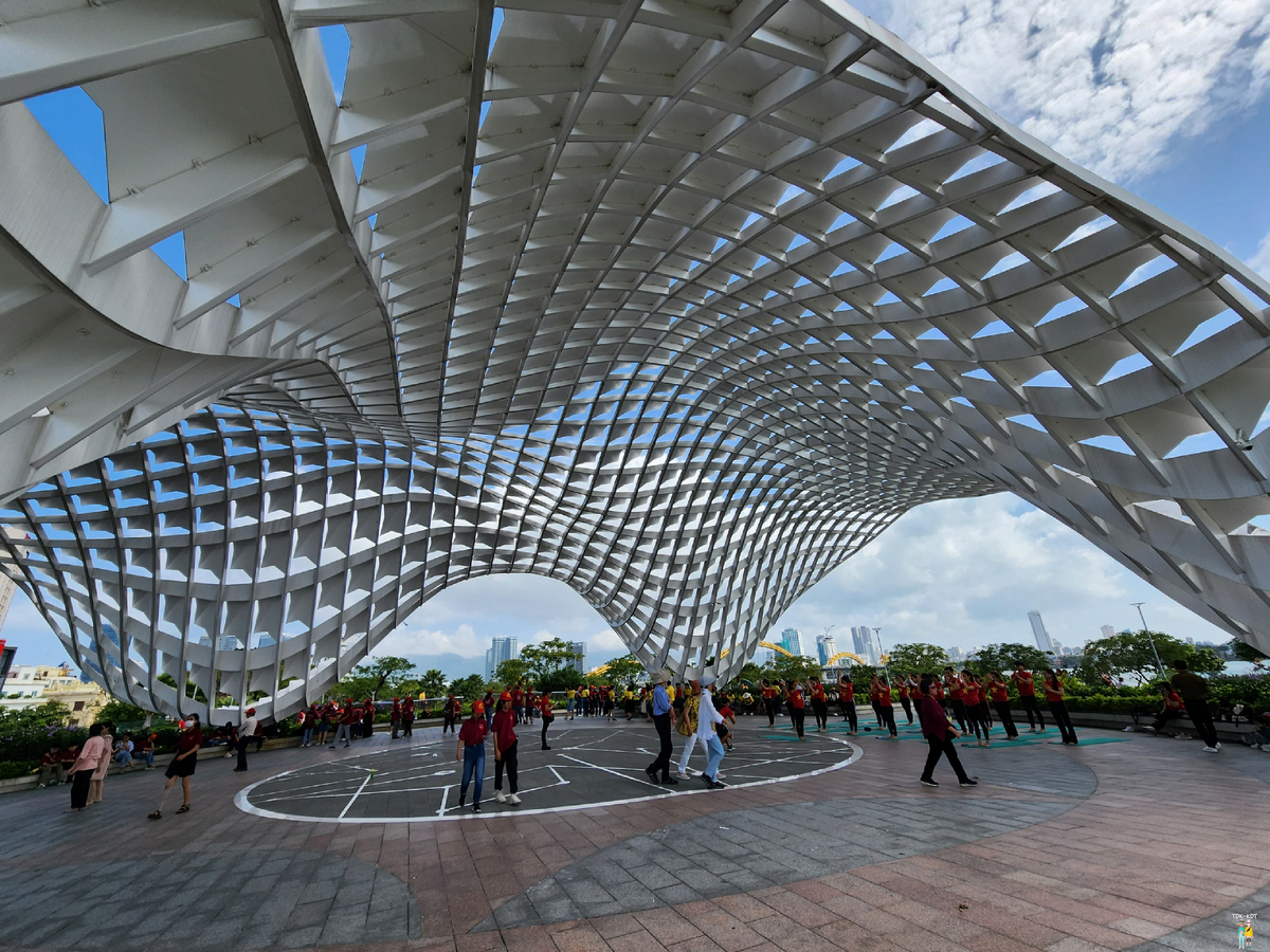 เที่ยวดานัง