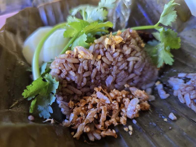 ร้านข้าวซอยป้าศรีไว