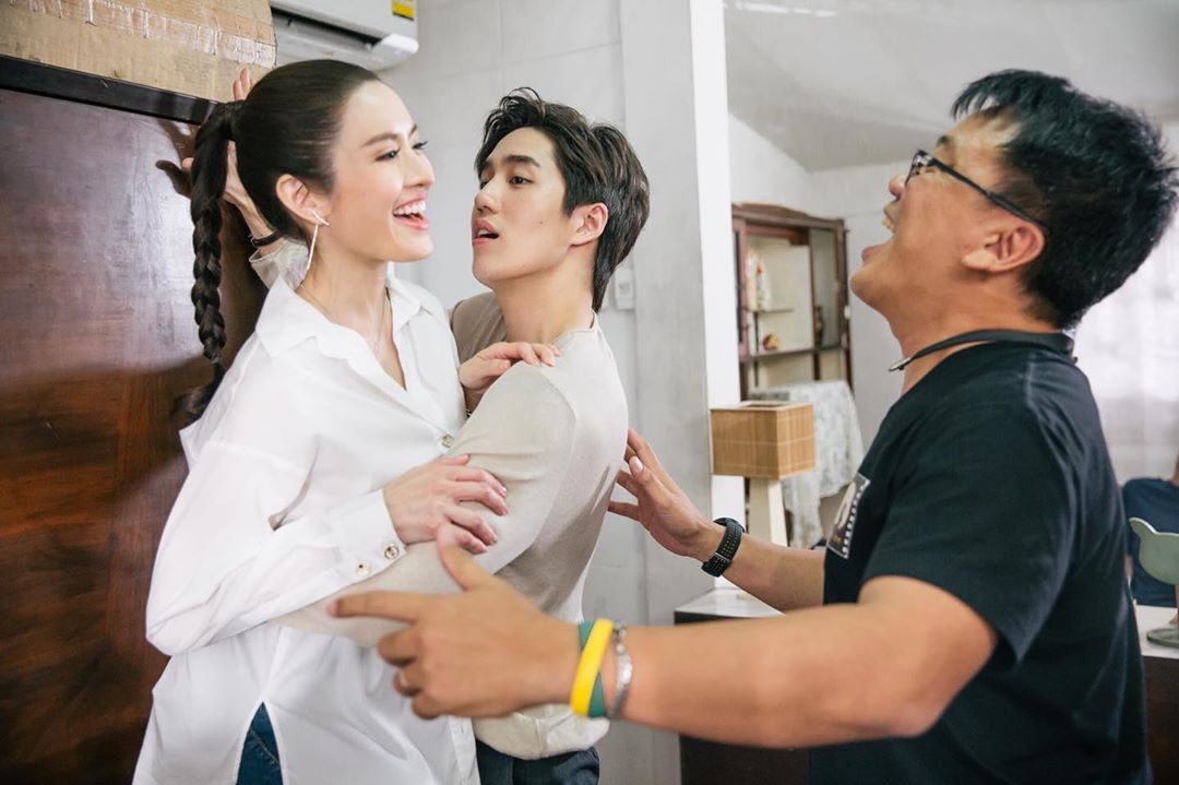 ขอเกิดใหม่ใกล้ ๆ เธอ