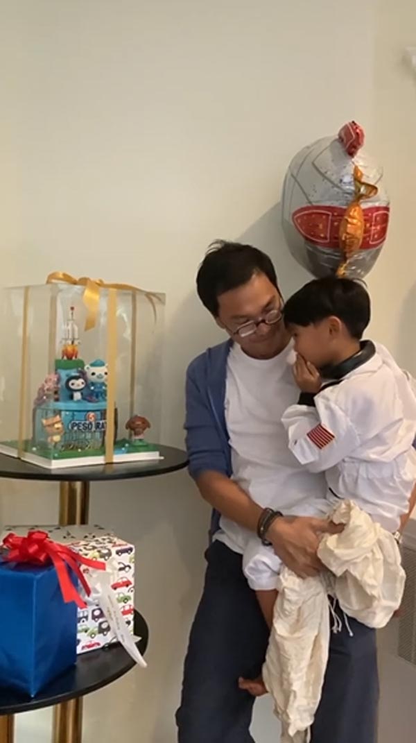 ทาทา พี่หมอ ฉัตรอดุลย์