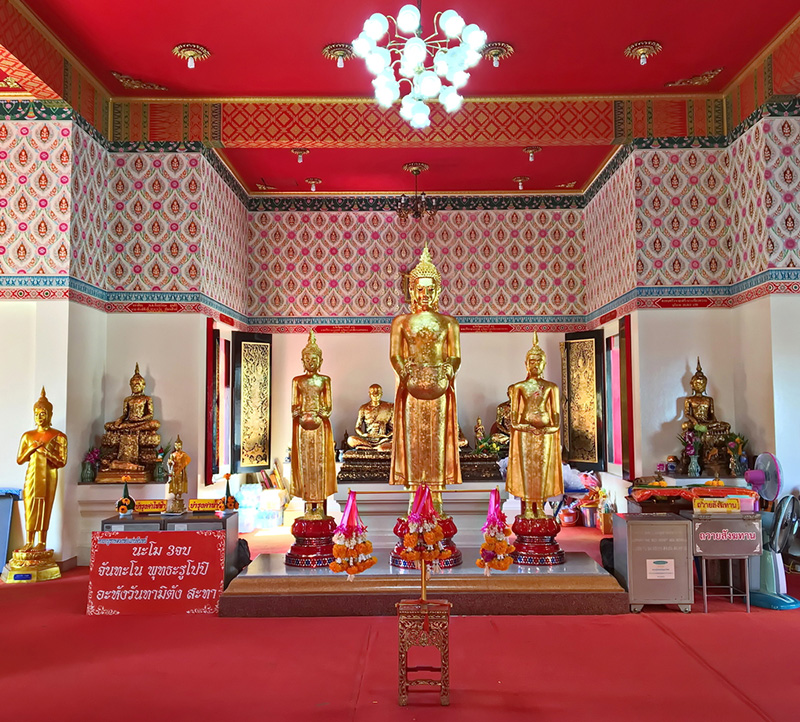 หลวงพ่อแก่นจันทร์ ที่เที่ยววันหยุด