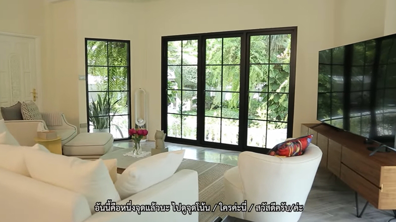 บ้าน เชอรี่ เข็มอัปสร โซฟา