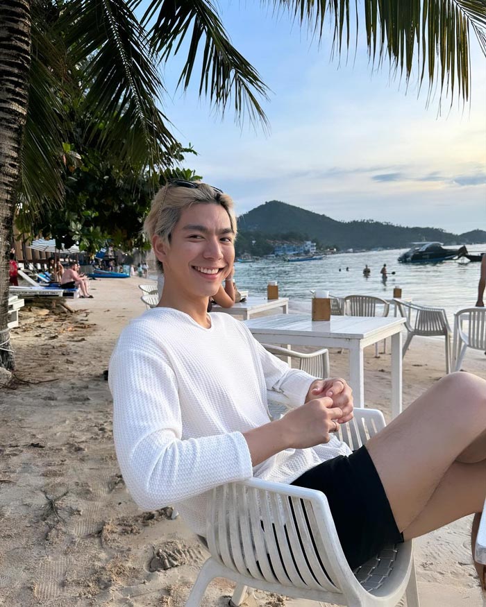 ไบร์ท นรภัทร