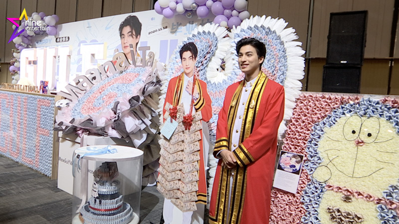 กลัฟ คณาวุฒิ รับปริญญา