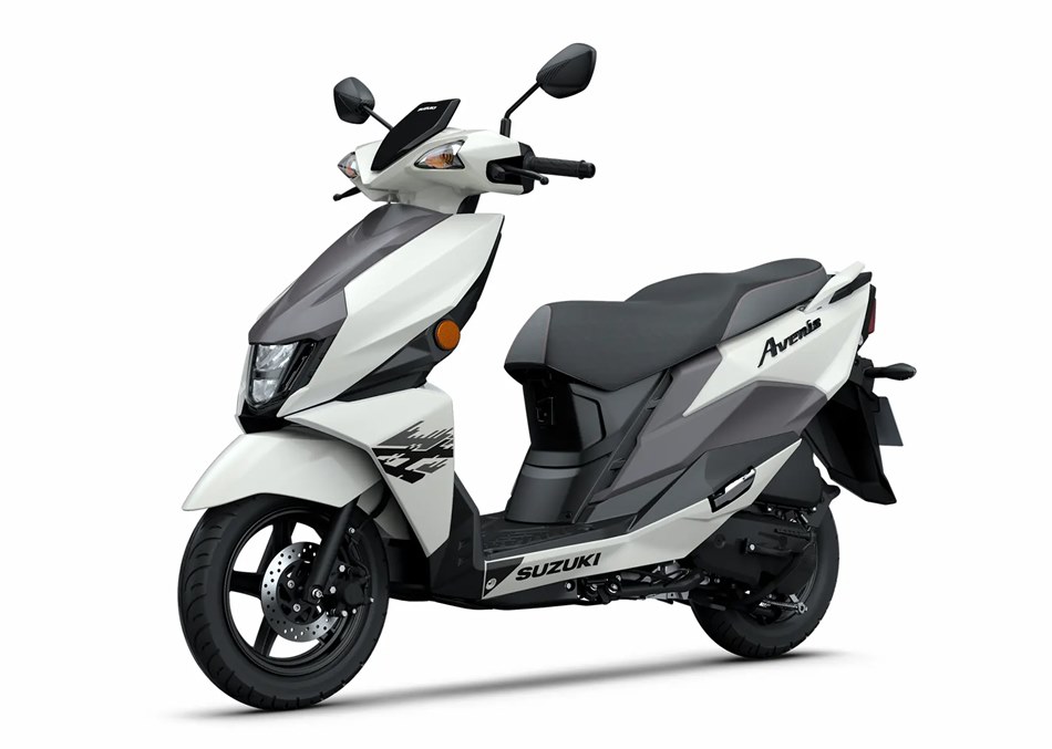 Suzuki Avenis 2023