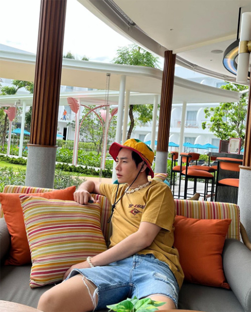 เป๊ก ผลิตโชค ชุดเล่นสงกรานต์