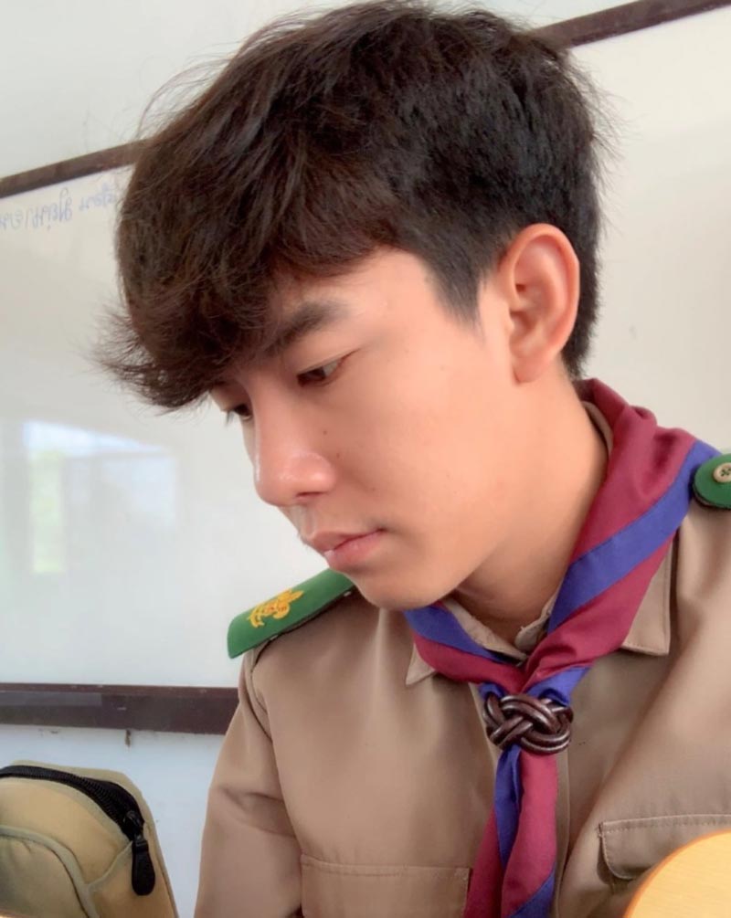 ครูเต้ย อภิวัฒน์