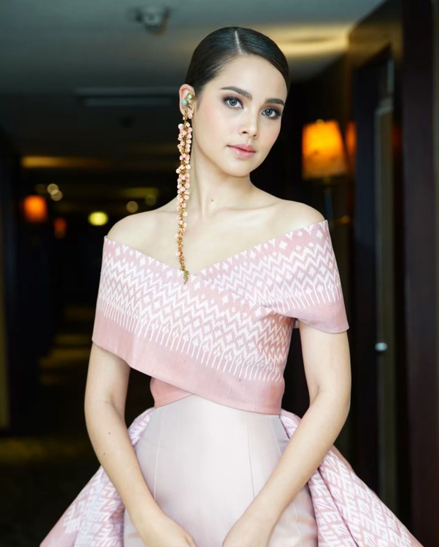 ญาญ่า อุรัสยา