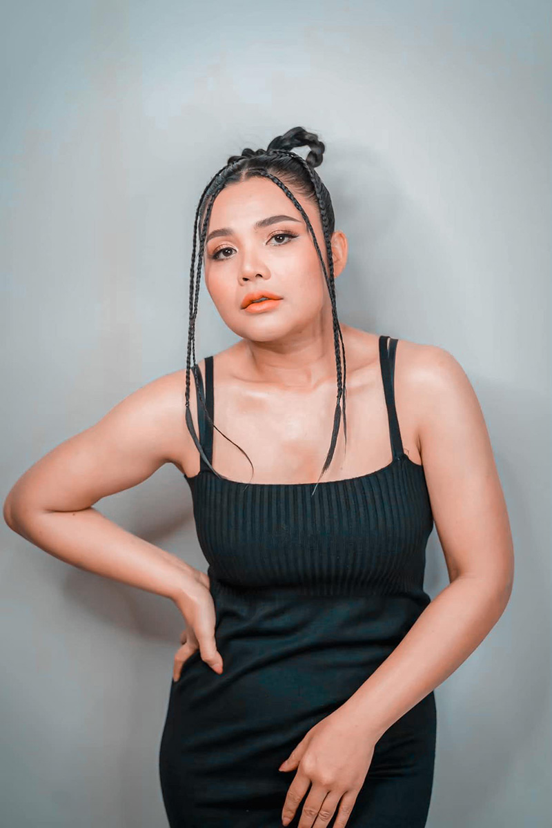 ตั๊กแตน ชลดา