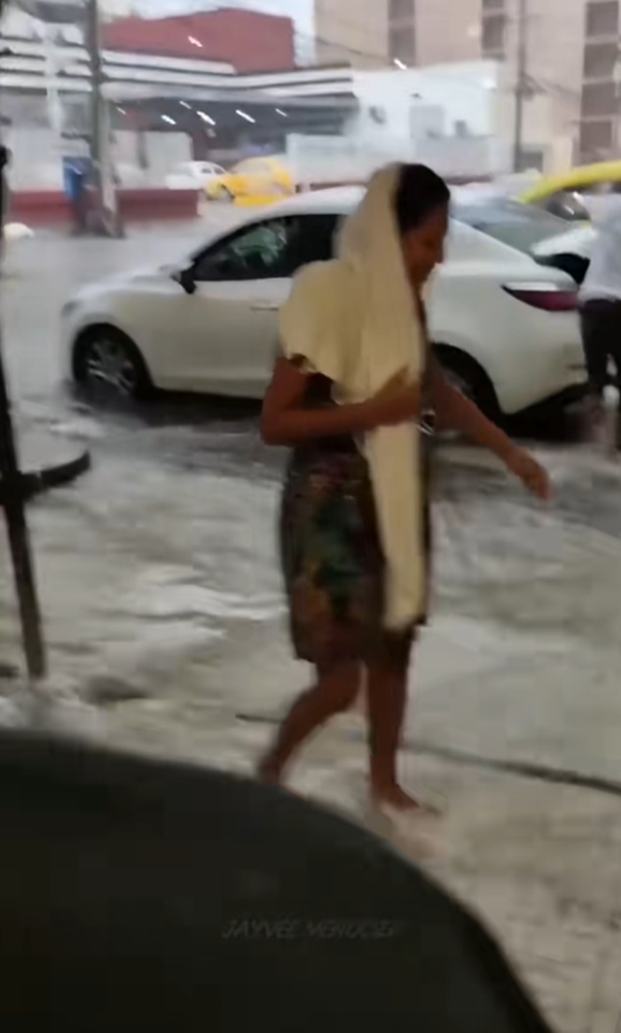 รองเท้าเตะ