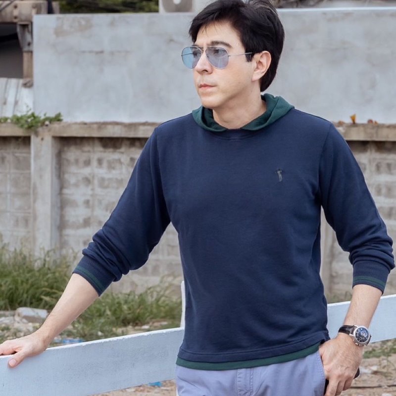 แซม ยุรนันท์