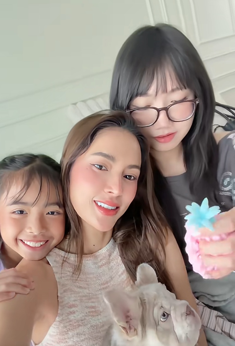 ลูกอุ้ม ลักขณา