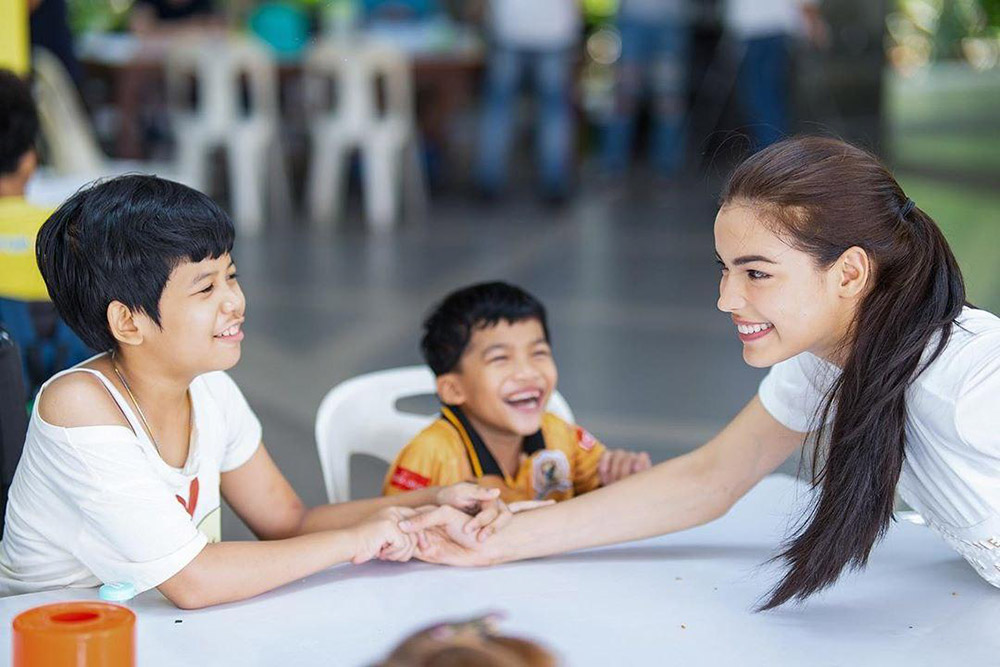 ฟ้าใส ปวีณสุดา