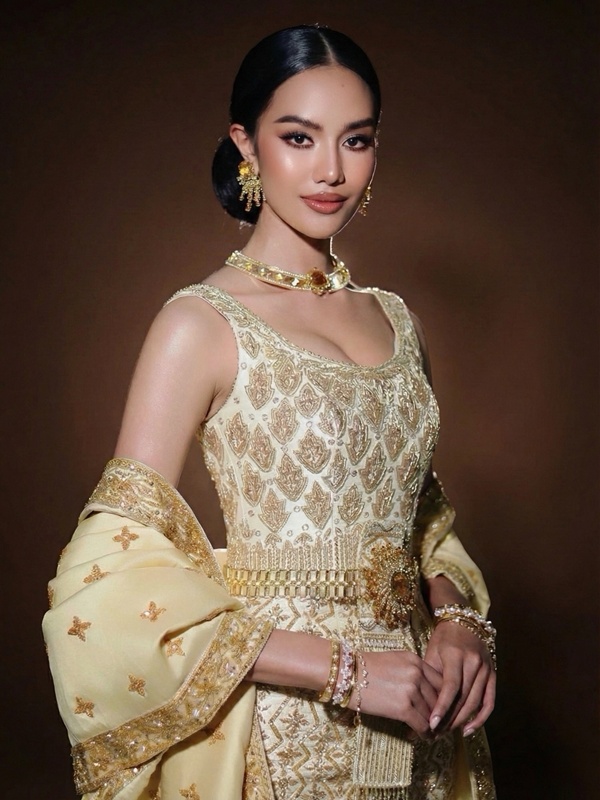 โอปอล สุชาตา ลุคพิธีเปิดซีเกมส์ 2025