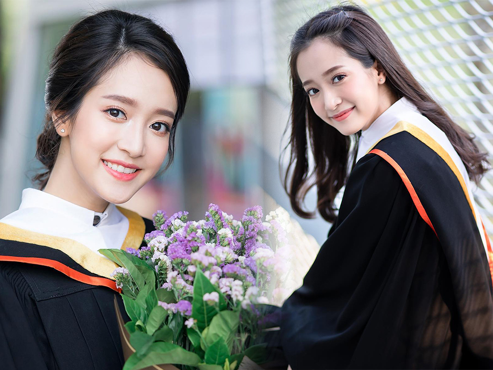 ดารารับปริญญา